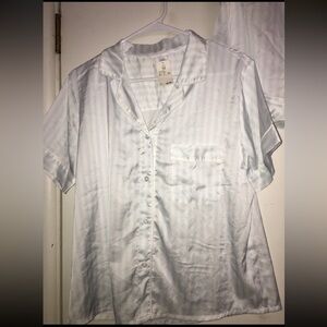 Women’s Pajama Set Size Medium